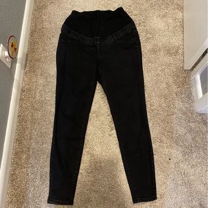 Over-the-bump black maternity jeggings